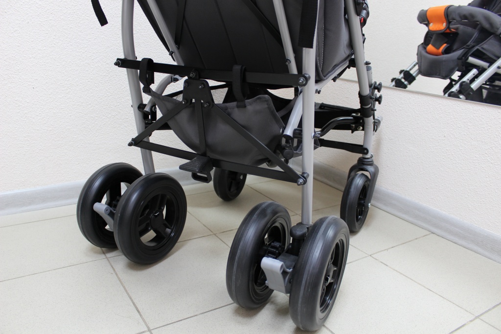 колеса, тормоз и фиксатор рамы.JPG